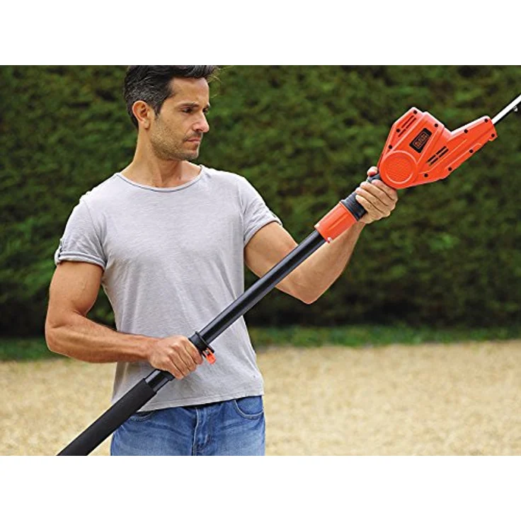 Black+Decker Elektro-Stabheckenschere (550W, Schwertlänge 51 cm, Schnittstärke 22 mm, Reichweite 4m, Hecken schneiden ohne Leiter, inkl. Messerschutzhülle + Schultertragegurt) PH5551 – Bild 4