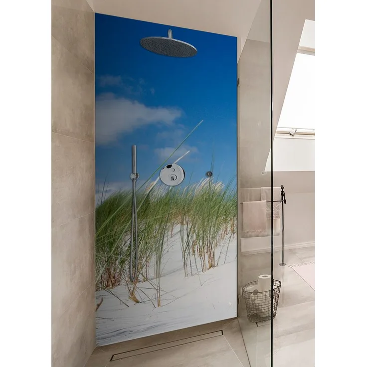 Wallario Duschrückwand Düne am Strand unter blauem Himmel, 1-tlg, hochwertige selbstklebende Folie in Echtglasoptik