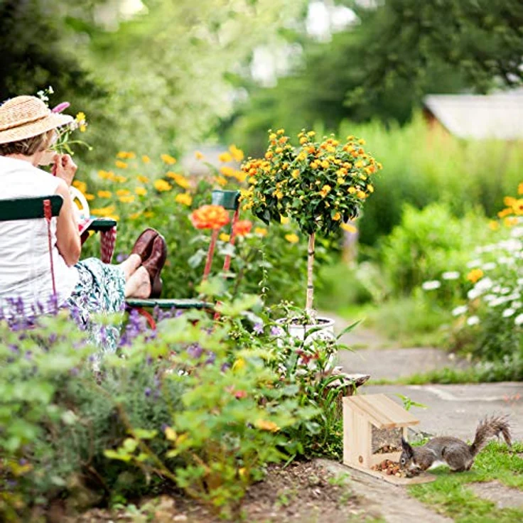 Relaxdays Eichhörnchen Futterhaus zum Stellen, Überwinterungshilfe aus Tannenholz, H x B x T: 17,5 x 12 x 25 cm, natur – Bild 3