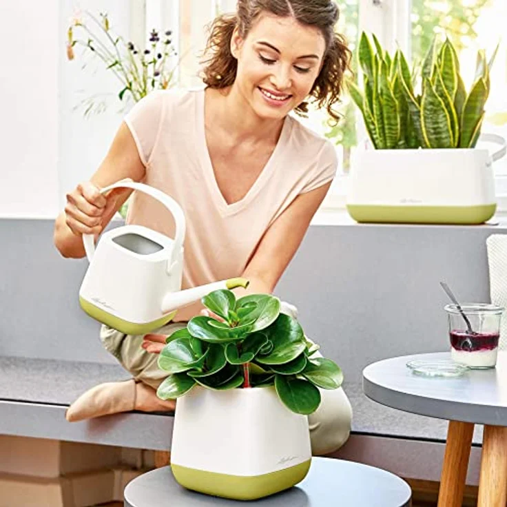 Lechuza Gießkanne Yula 1,7l schiefergrau-taupe Kunststoff - Ergonomischer Griff, großes Fassungsvermögen, gezielte Bewässerung – Bild 4