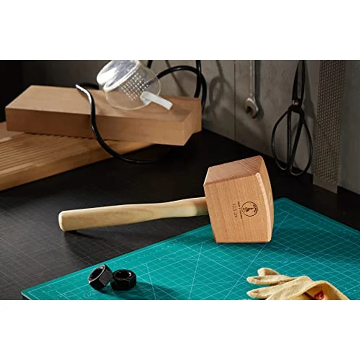 Ulmia 300-1 Holzhammer - Schreinerklüpfel 300-1 ~ Schlagkopf aus bestem, gedämpftem Rotbuchenholz, alle Kanten mit gefräster Faste, Stiel aus Eschenholz, eingeleimt und verkeilt ~ Schlagkopf: 105 x 65 x 80 – Bild 3