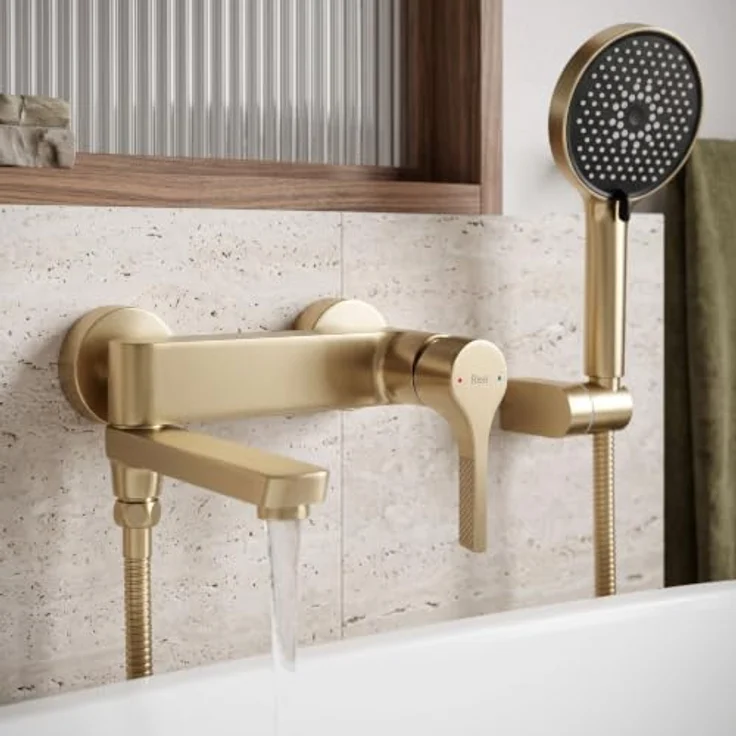 wohnwerk.idee Wannenarmatur Maxim Gold matt, Wandmontage mit klappbarem Auslauf und ABS-Handbrause – Bild 2