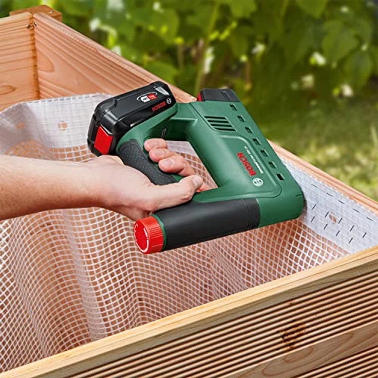 Bosch Akku-Tacker UniversalTacker 18V-14 (Tackern/heften in Weich-und Hartholz; für Klammern und Nägel; Schnellfeuermodus; 18 Volt System; mit 1000 Feindrahtklammern; ohne Akku) – Bild 4