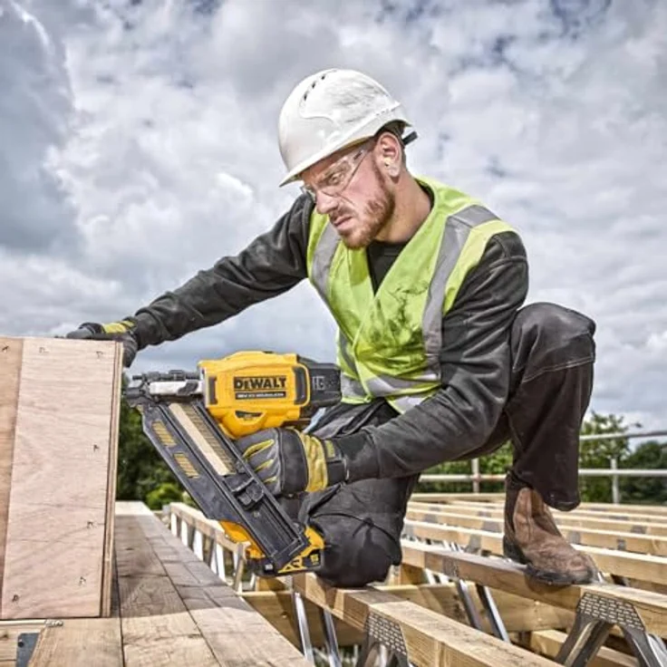 Dewalt DCN930N, 18V Akku-Nagler für Nägel von 50-90 mm, ohne Akku und Ladegerät, optimiertes Design für Schrägaufnahmen – Bild 4