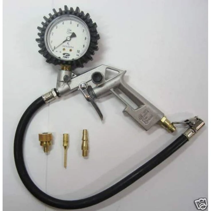 Aerotec 200548 Druckluftpistole - Reifenfüller Set | Reifenfüllerpistole mit 3 Adaptern, Wika Manometer und 30cm Gummischlauch | Geeicht, Druck bis 10 Bar, Standard SK Nippel, Material: Aluminium – Bild 4
