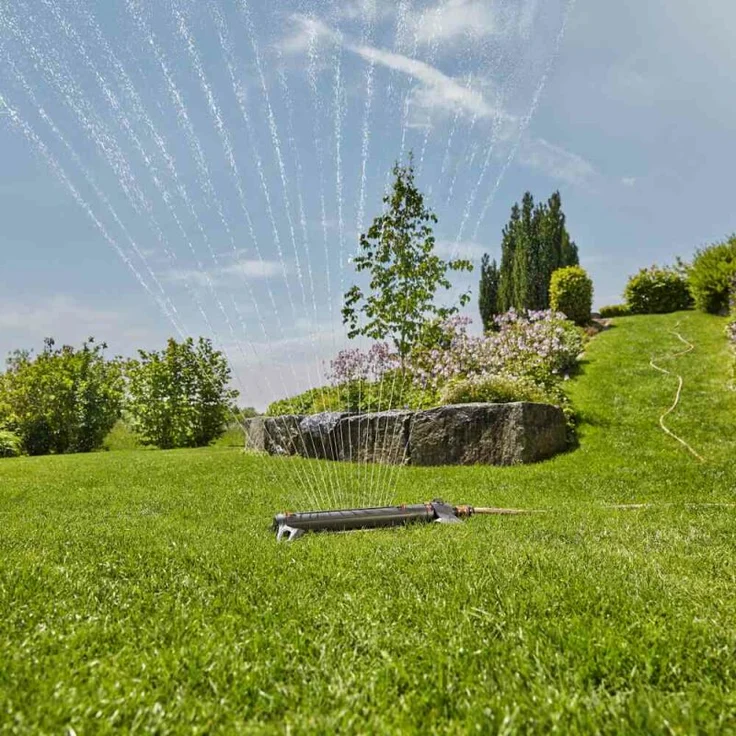 GARDENA Viereckregner AquaZoom L: Regner zur Bewässerung von Flächen von 28-350 m², Reichweite 7-21 m, Sprengweite 4-17 m, integrierter Metallfilter (18714-20) – Bild 10