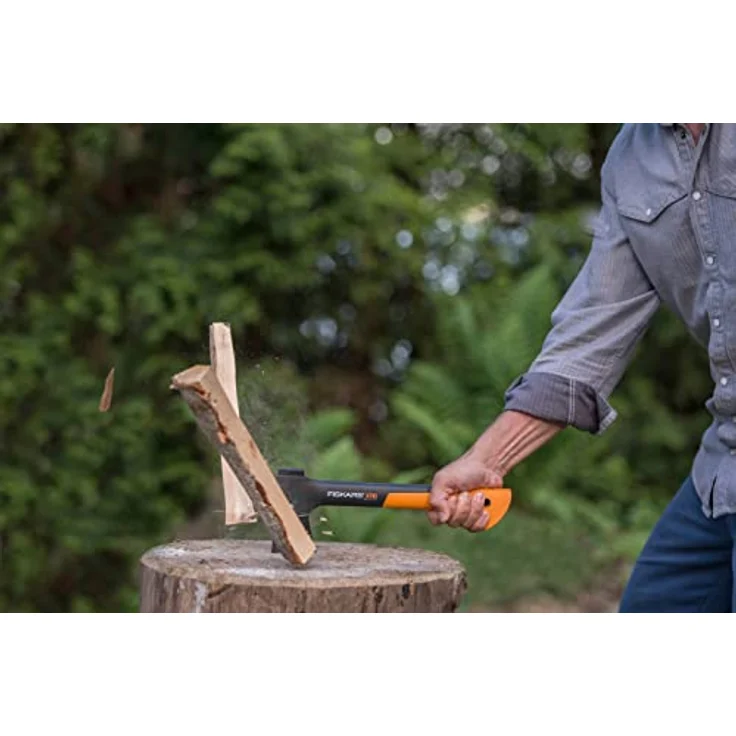 Fiskars Universalaxt, Inklusive Klingen- und Transportschutz, Länge: 35,5 cm, Antihaftbeschichtet, Hochwertiger Stahl-Klinge-Glasfaserverstärkter Kunststoff-Stiel, Schwarz-Orange, X7-XS, 1015618 – Bild 5