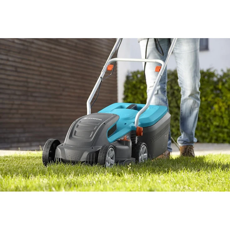 GARDENA PowerMax Elektro-Rasenmäher 1400-34: Rasenmäher bis 400 m², 34 cm Schnittbreite, 40 l Fassungsvolumen, ErgoTec Plus-Handgriff - 5034-20 – Bild 4