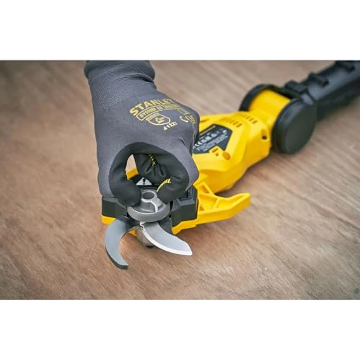 STANLEY BOOM GARTENSCHERE V20 SFMCPP632B, batteriebetriebene Astschere mit teleskopischem Design und einstellbarem Neigungswinkel – Bild 11