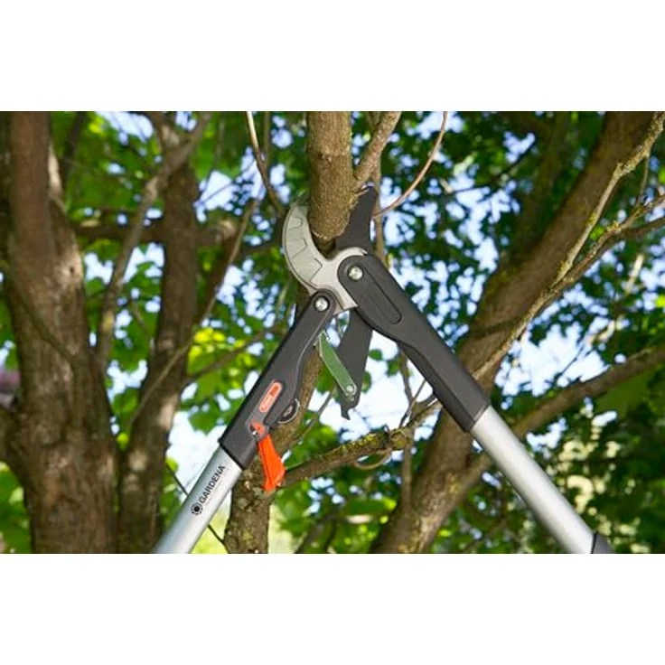 GARDENA Comfort Ratschen-Astschere SmartCut Baumschere mit Amboss-Schneidprinzip, max Ast- Durchmesser 45 mm, 59 cm Länge, mit 4-stufigem Ratschenmechanismus, ergonomische Griffe, Präzisionsmesser 8773-20 – Bild 4