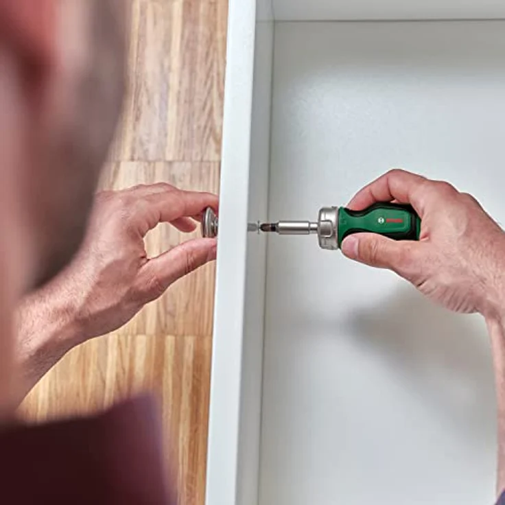 Bosch Stubby Ratschenschraubendreher mit Bit Magazin, 6-teilig - Kompakter Ratschenschraubendreher mit hohem Drehmoment, ergonomisch, magnetischer Bithalter, 6 Bits (PZ1/2, PH2, SL4, TX25, HEX5) – Bild 2