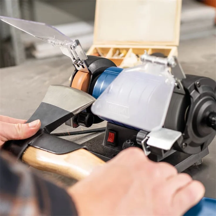 Scheppach Schleifmaschine HG35 Doppelschleifer | mit flexibler Welle und 103-tlg. Zubehörset | Ø75mm x 20mm Schleifscheibe (K120) & Polierscheibe (K400) | Werkstückauflage & Funkenschutz – Bild 3