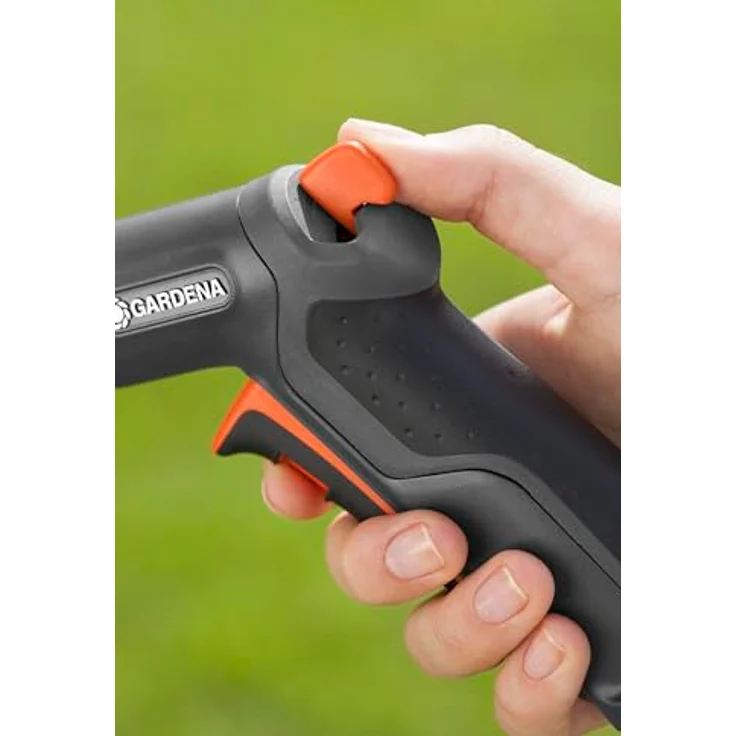GARDENA Premium Reinigungsspritze: Robuste Wasserspritze zum Reinigen und Bewässern, mit Impulsauslöser und Dauerarretierung, Frostschutz (18305-20) – Bild 5