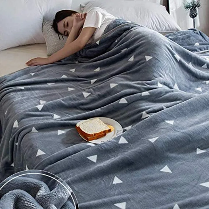 Stihl BGA 30, Akku-Laubbläser mit 10,8 V, 2 Akkus (2,1 Ah), Blasgeschwindigkeit 43 m/s, Blasleistung 430 m³/h