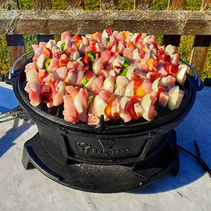 BBQ-Toro Gusseisen Grilltopf mit Grillrost | (B) 32 x (T) 33 x (H) 18 cm | Hibachi Style Grill mit Grillrostheber | Holzkohle Campinggrill, Gusseisen Feuertopf, BBQ Grill, Dutch Oven Station – Bild 2