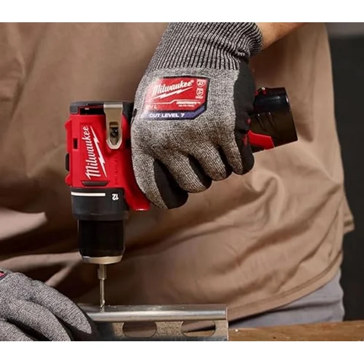Milwaukee M12 BLDDRC-202C, Bürstenloser Akku-Bohrschrauber mit 2x 2,0 Ah Akkus, Ladegerät und Transportkoffer, 40 Nm Drehmoment, LED-Licht – Bild 3