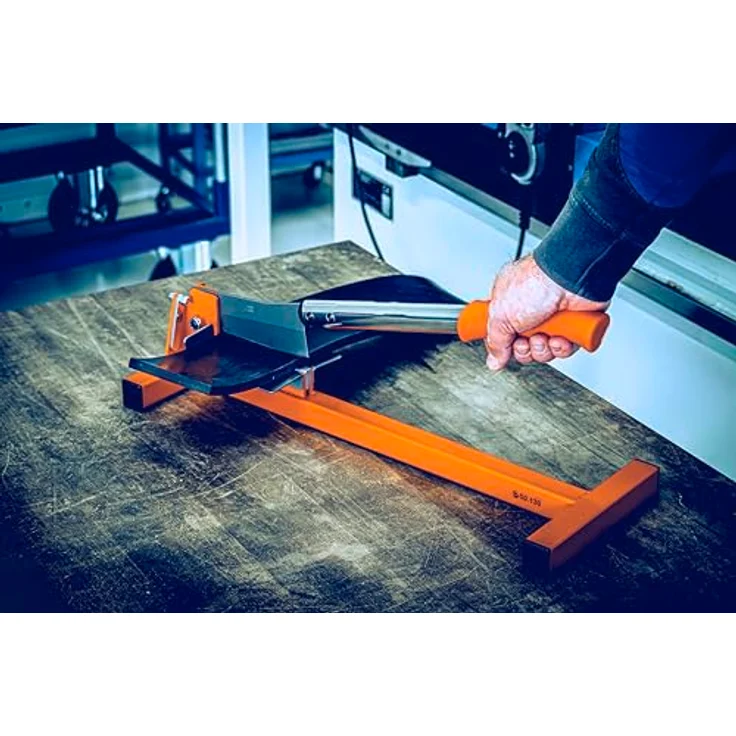 FORMAT Hebelschneider 50.130, Robustes Schneidwerkzeug mit CNC-geschliffener Klinge aus Sonderstahl, pulverbeschichtet, ergonomischer Griff, für staubfreies Schneiden von Holz und Kunststoff – Bild 4