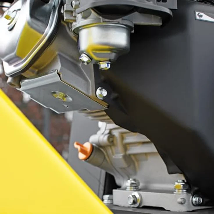 BAMATO Häcksler HACK-120, 15 cm max. Astdurchmesser, 9 kW Benzinmotor mit E-Start, Luftbereifung und Abdeckplane – Bild 8
