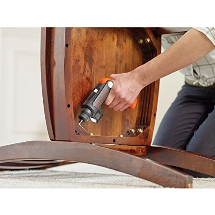 Black+Decker BDCSFL20C-QW Pivot Akku-Schrauber (3,6 V, 1,5 Ah Li-Ion, 3-Positionen-Handgriff, für eingeschränkte Platzverhältnisse, integrierte Taschenlampe, inkl. 2 Schrauberklingen) – Bild 5