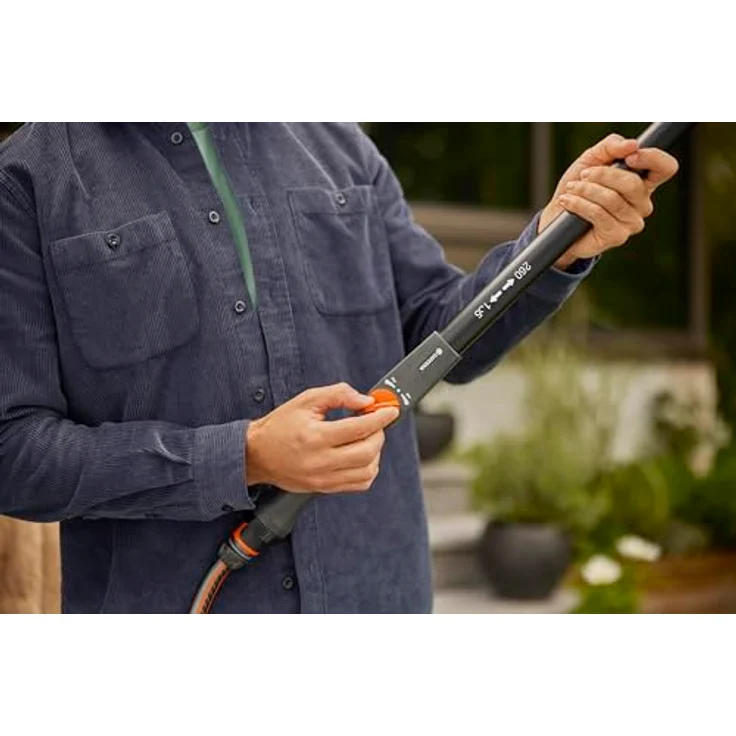 GARDENA Teleskopstiel Cleansystem Teleskop-Stiel M - XL, wasserführend, Aluminium, Schwarz – Bild 4