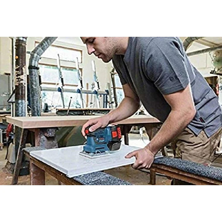 Bosch Professional 18V System Akku Schwingschleifer GSS 18V-10 (inkl. 2x5,0 Ah Akkus + Ladegerät, Schleifpapier, 3x Schleifplatte, Stanzwerkzeug, Schraubendreher, in L-Boxx) – Bild 3