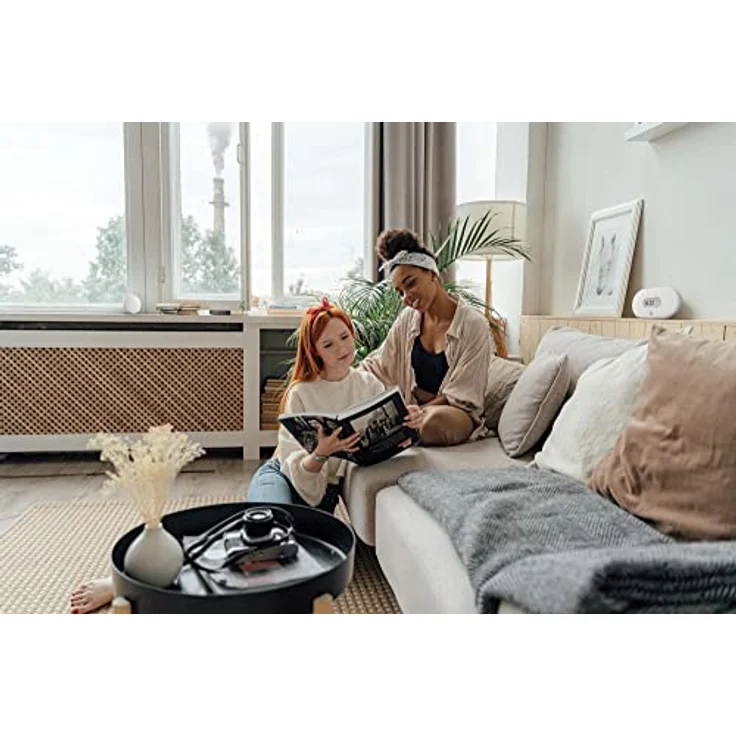 Airthings View Pollution, Messgerät zur Überwachung von Feinstaub (PM2.5), Temperatur und Luftfeuchtigkeit, kabellos, WLAN-verbunden, Weiss – Bild 5