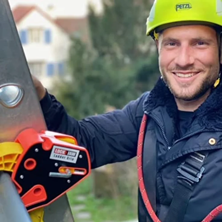 Lock Jaw Ladder Grip - Ladder Safety Clip - Feel secure on your ladders and climb safer by Ladder Grip – Bild 5