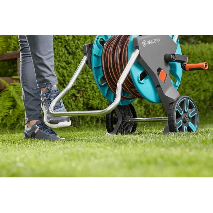 GARDENA Schlauchwagen CleverRoll M Easy Set bis zu 60 m Schlauchkapazität, inklusive 20 m Schlauch 13 mm (18517-20) besonders standfest, mit komfortabler Schlauchführung in robustem Metallrahmen, Nachtropfstopp – Bild 8
