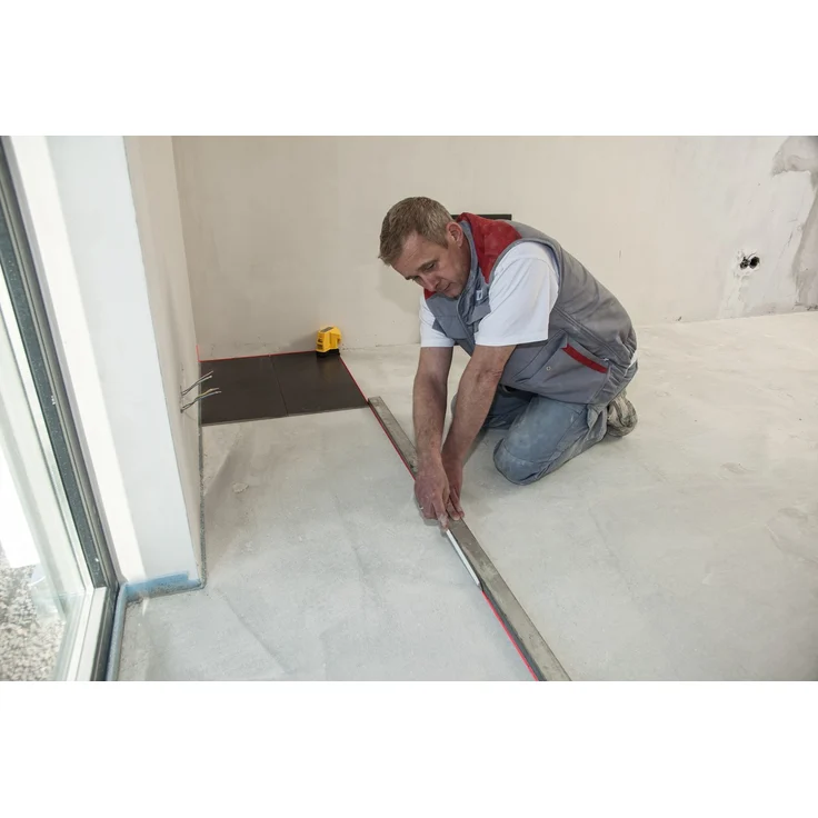 STABILA Bodenlinien-Laser FLS 90, exakter 90-Grad-Winkel am Boden, Reichweite Laserlinie 15 m, Schutzklasse IP 54, Umsteck-Sockel, Zielplatte, Tasche – Bild 12