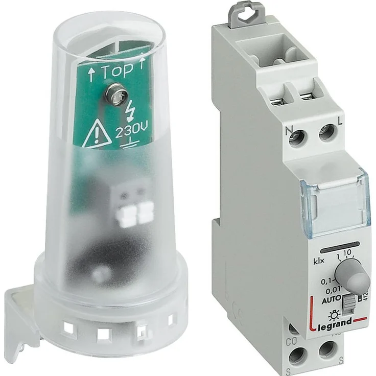 Legrand LEG 412623 Dämmerungsschalter, Zeitschaltuhr 5 A VT-Einbau, Einstellbereich 1-100.000 Lux, integrierter Lichtfänger, Hutschienenmontage
