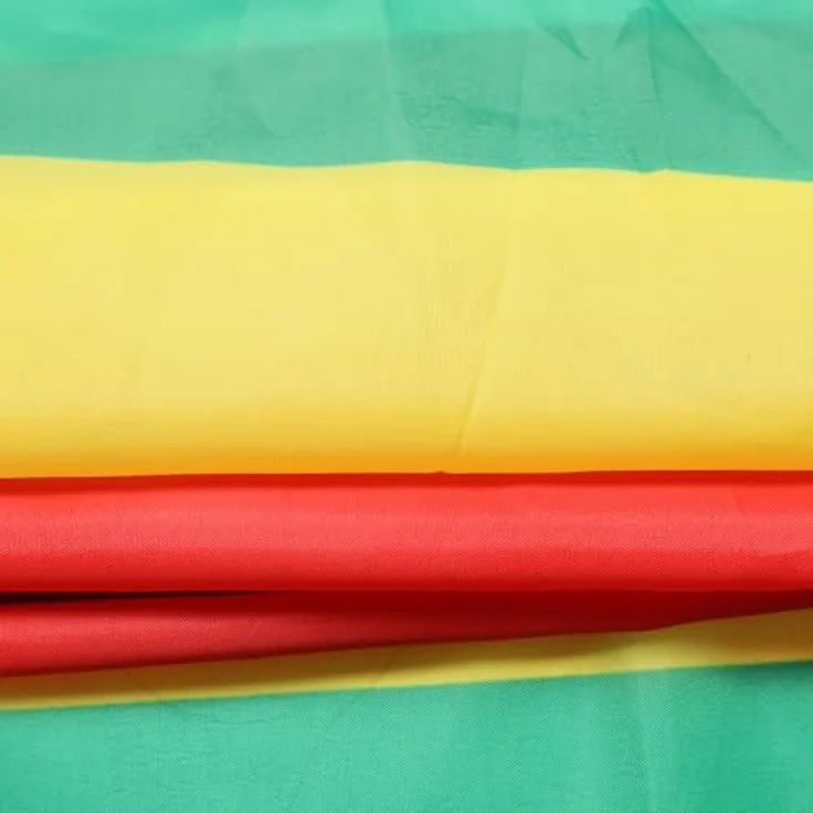 AZ FLAG Umhangflagge Simbabwe 150x90 cm, 100% Polyester mit Kapuze und Ärmeln, leicht und komfortabel, Body Flag 80g – Bild 3