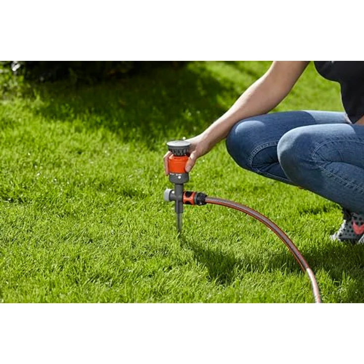 GARDENA Comfort-Kreisregner Vario: Sprühregner für gleichmäßige Beregnung, für Flächen bis 225m², Wurfweite 8.5 m, 7-stufige Sektoreneinstellung von 90 Grad - 360 Grad, stabiler Metall-Spike (1949-20) – Bild 2