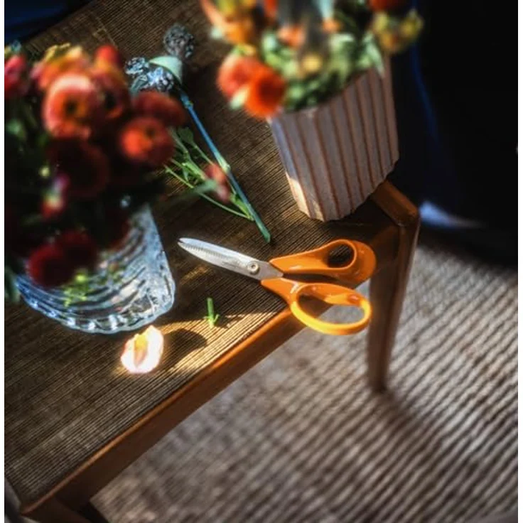 Fiskars Universalschere 180mm, gezahnte Klinge aus rostfreiem Stahl, ergonomischer Kunststoffgriff – Bild 3