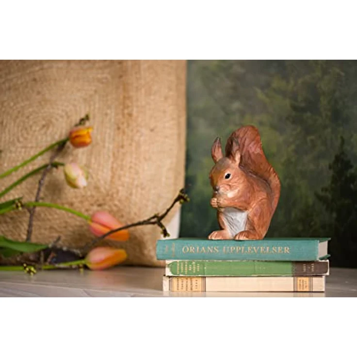 WILDLIFEGARDEN Wildlife Garden WG5942 Rotes Eichhörnchen, handgeschnitzte Dekofigur aus Lindenholz, 6,9 x 13,6 x 14 cm, von Hand bemalt mit ungiftigen Farben – Bild 5
