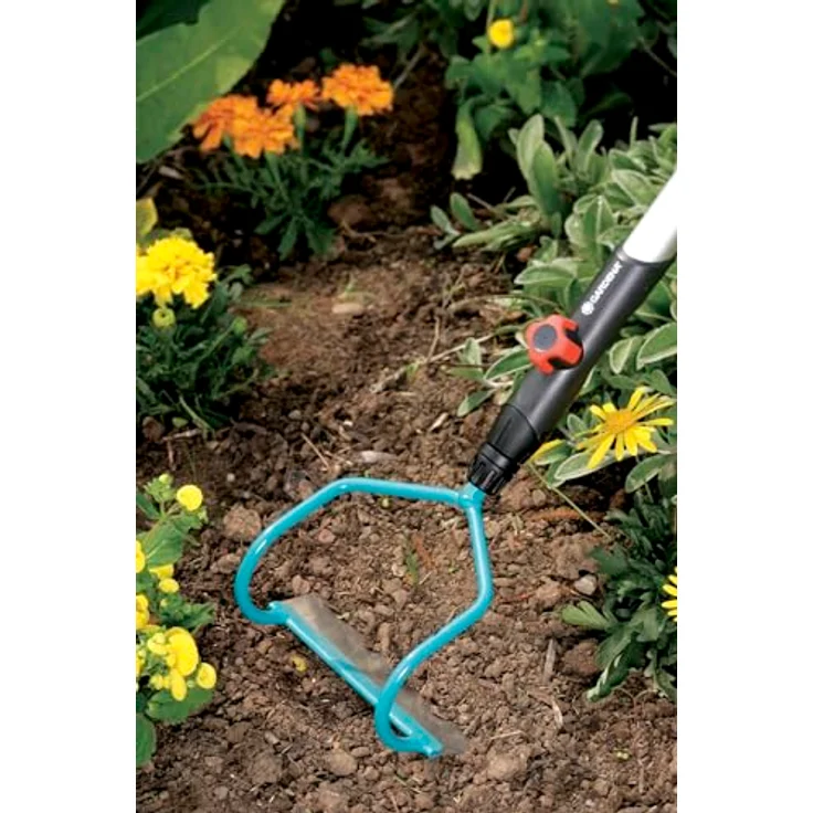 GARDENA combisystem-Bügelzughacke: Gartenhacke zum ziehenden Jäten und Lockern unter großer Belastung, 16 cm Arbeitsbreite, rostfreies Edelstahlblatt, passend zu Combisystem-Stielen (3193-20) – Bild 4
