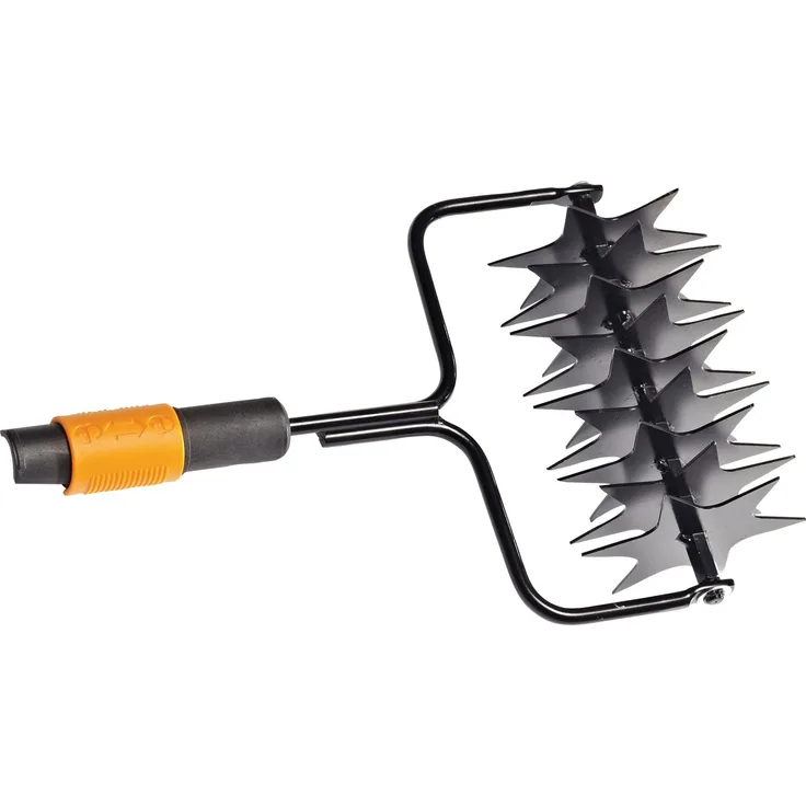 Fiskars Gartenhacke QuikFit Sternfräse, 20,5cm breit, gehärteter Stahl, 512g, 9 Blätter, schwarz