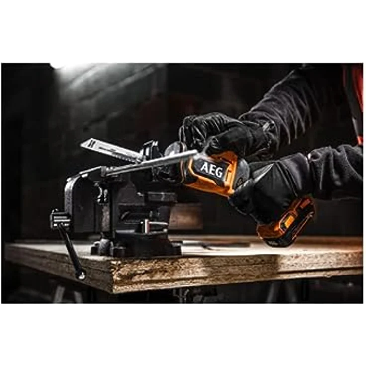 AEG 18 V PRO18V Brushless Akku-Säbelsäge BUS18SBL-0 (Hublänge 22 mm, max. Leerlaufhubzahl 0-3.200 min-1, werkzeugloser Sägeblattwechsel, ohne Akku & Ladegerät im Karton) – Bild 3