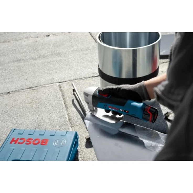 Bosch Professional GSC 12 V-Li SOLO Akku-Schere, nur Werkzeug (ohne Akku, Ladegerät und Kit) – Bild 6