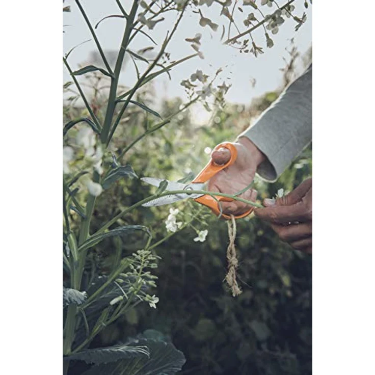 Fiskars Universalschere mit gezahnter Klinge, Länge 18 cm, Rostfreie Stahl-Klinge-Kunststoff-Griffe, Orange, Classic, S92, 1000555 mittelgroß – Bild 6