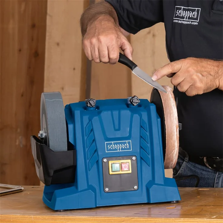 Scheppach Nass-Schleifsystem TIGER 5000S inkl. Homekit | 150W Induktionsmotor | Schleifstein aus Edelkorund mit Ø 200mm | Vorrichtung 40/60 / 70 | Abziehpaste | Steinpräparierer | Winkellehre – Bild 2