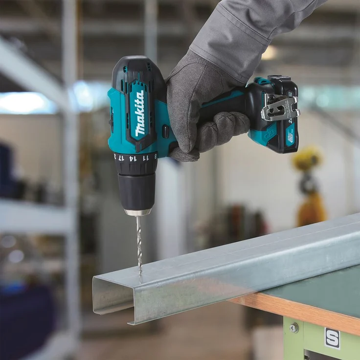 Makita 12V Akku-Schlagbohrschrauber HP333DSAX1 2x Akku 2,0 Ah (HP333DSAX1),Ladegerät,Transportkoffer – Bild 5