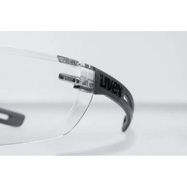 uvex x-fit Schutzbrille 9199 - Kratzfest & Beschlagfrei, 100% UV-400-Schutz - Sicherheitsbrille mit Klarer Scheibe - Chemikalienbeständige Arbeitsbrille für Labore weiß/grau – Bild 2