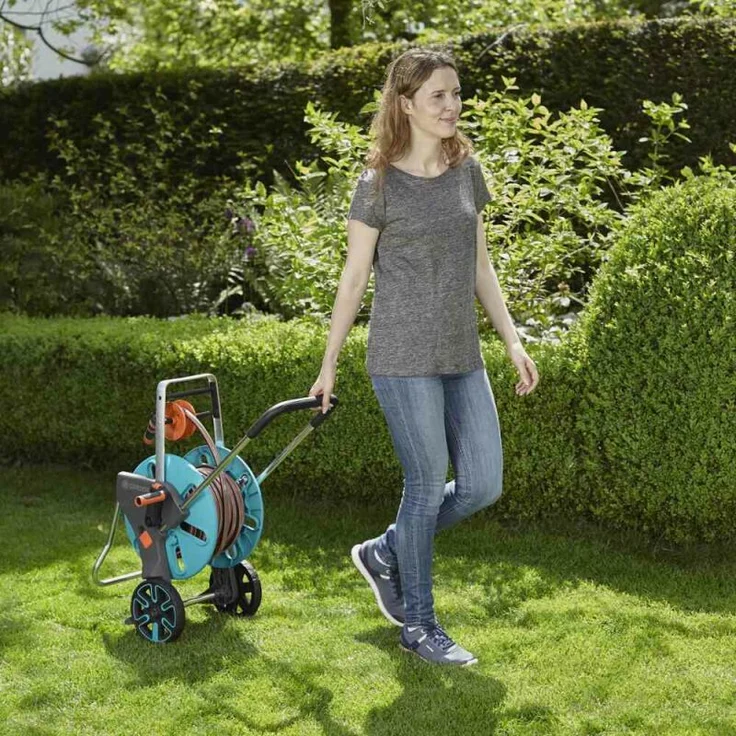 GARDENA Schlauchwagen CleverRoll M Easy Set bis zu 60 m Schlauchkapazität, inklusive 20 m Schlauch 13 mm (18517-20) besonders standfest, mit komfortabler Schlauchführung in robustem Metallrahmen, Nachtropfstopp – Bild 10