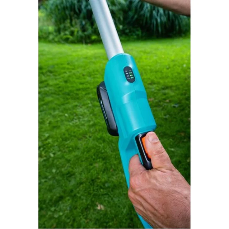 GARDENA 14770-20 Akku-Teleskop-Hochentaster TCS 20-18V P4A Ready-To-Use Set – Bild 4