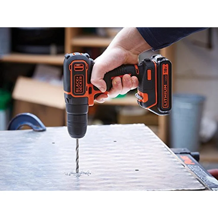 Black+Decker BDCDC18BAFC-QW Bohrschrauber (18V, 2X Li-Ion Schiebe-Akku, Planetengetriebe, LED-Arbeitsleuchte, 1A Ladegerät, 80-TLG. Zubehör im hochwertigen Koffer), 18 V – Bild 6