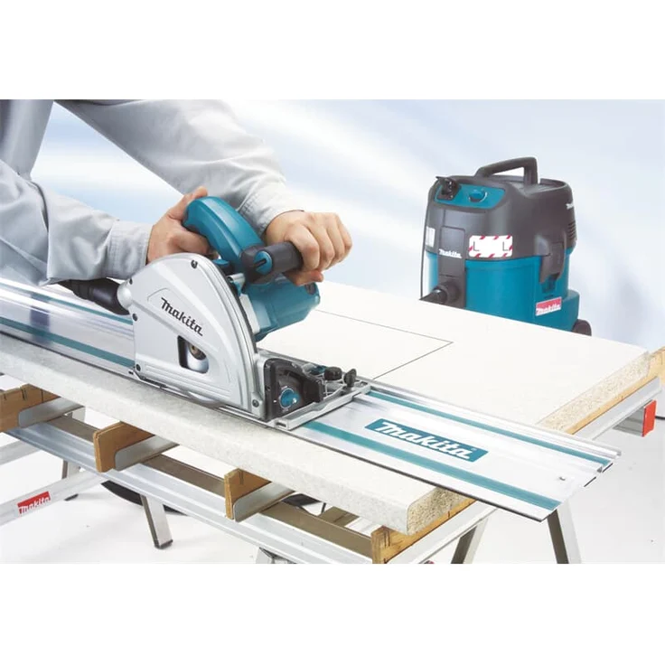 Makita SP6000J 5200 U/min 230V 165 mm 4,4 kg 1300W 48° Tauchsäge mit Makpac, Montagewerkzeug, Sägeblatt, Führungsschiene – Bild 5