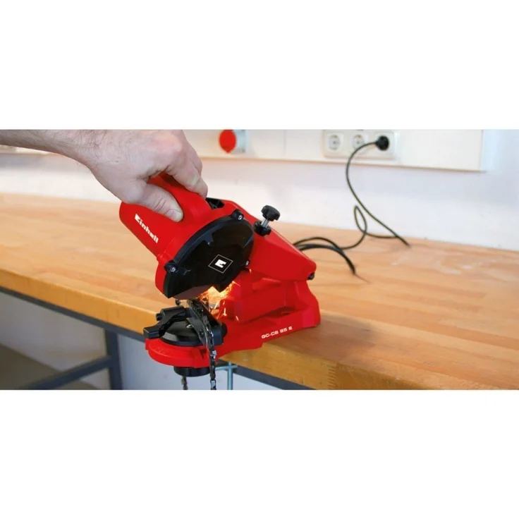Einhell Sägekettenschärfgerät GC-CS 85 E (85 W, 5500 min-1, Schleifwinkeleinstellung m. Skala, Kettenspannvorrichtung, Tiefenbegrenzung inkl. Schleifscheibe) – Bild 3