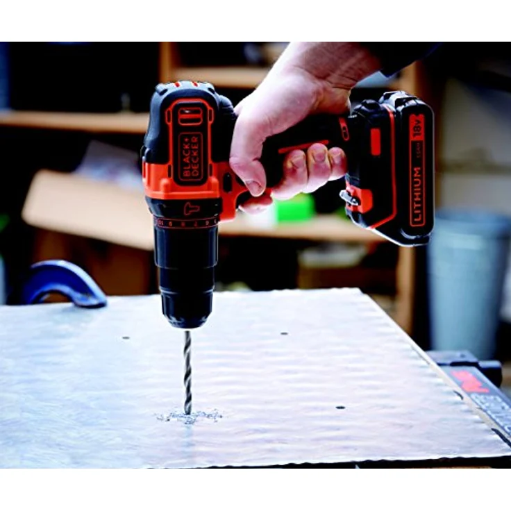 Black?? Akku-Schlagbohrschrauber (18V 1,5Ah, mit 2-Gang Getriebe,variable Drehmomentvorwahl,Softgriff,Doppelbit,inkl. 160tlg. Zubehör im hochwertigen Koffer) BDCHD18BOA-QW – Bild 3