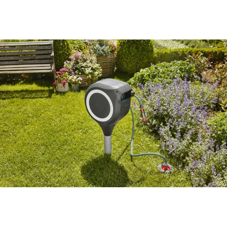 GARDENA Garten-Schlauchbox RollUp S 18606-20, 15 Meter Schlauchlänge, weiß, stehend, 360° drehbar 18606-20 UV-beständig, frostsicher – Bild 5