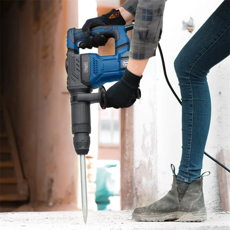 Scheppach Abbruchhammer AB1500x Betonhammer, 20J Schlagkraft, 1300W Leistung, SDS-Max, 4100 BPM, 6kg leicht, inkl. Spitz- und Flachmeißel und Koffer – Bild 3